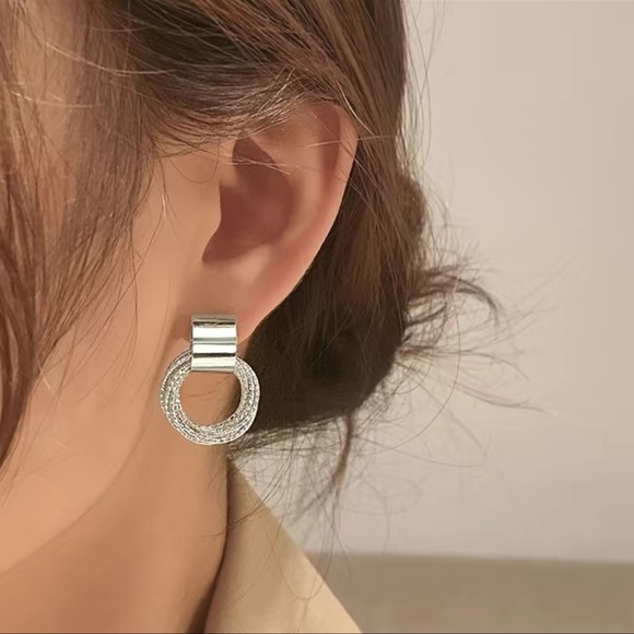 Silver 925 plated Elegant Earrings - Picture 2 of 4